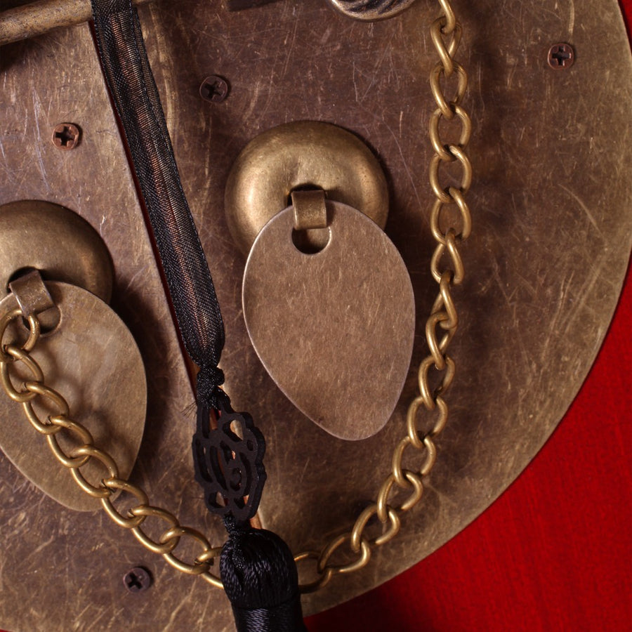 CONSOLA 2 PUERTAS Y 6 CAJONES ROJO 63 X 26 X 80 CM