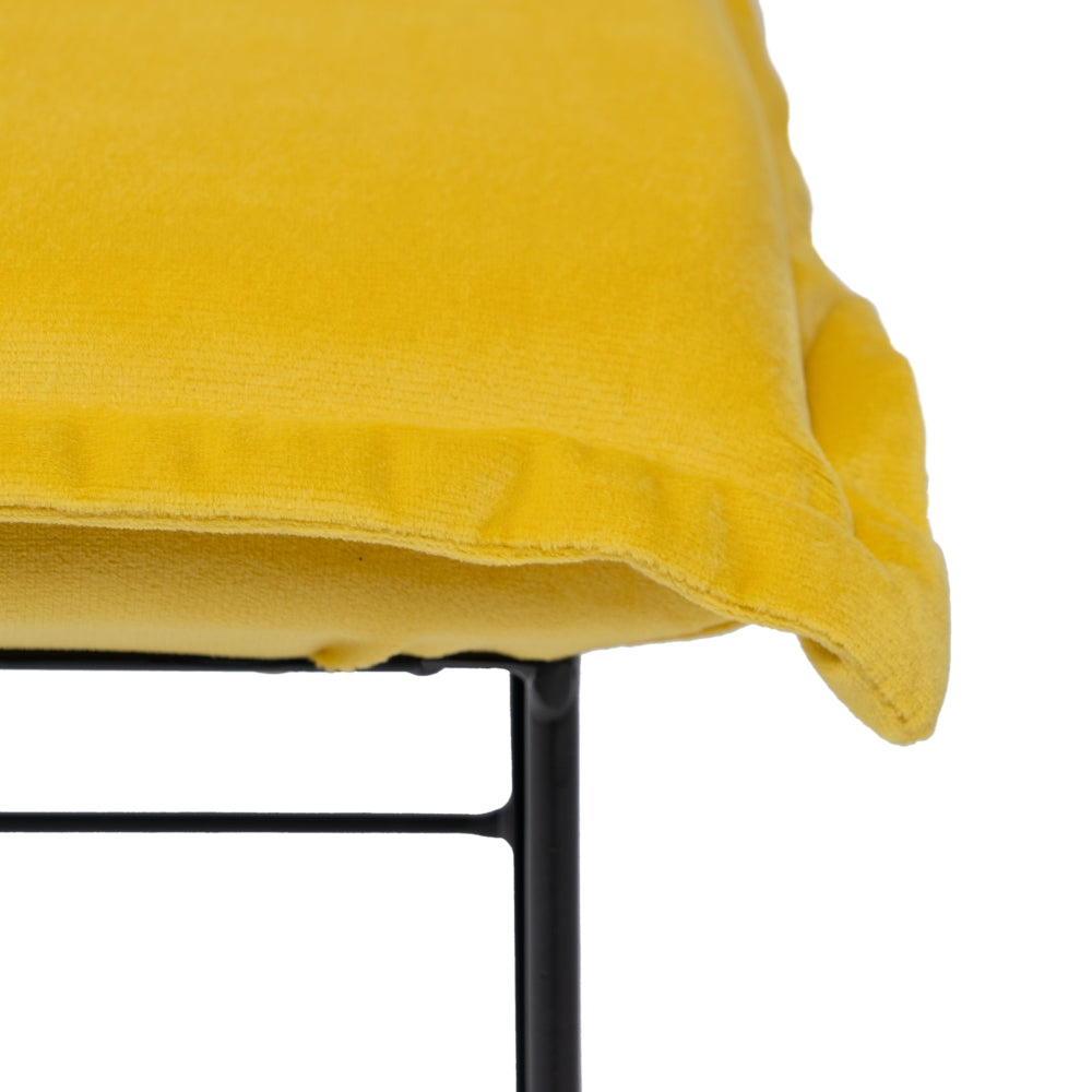 PUF TERCIOPELO AMARILLO TEJIDO-METAL 40 X 40 X 35 CM