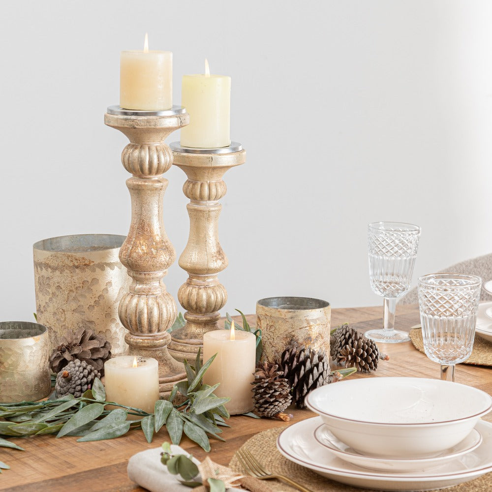 WHITE RUST CANDLE HOLDER 13 X 13 X 31 CM