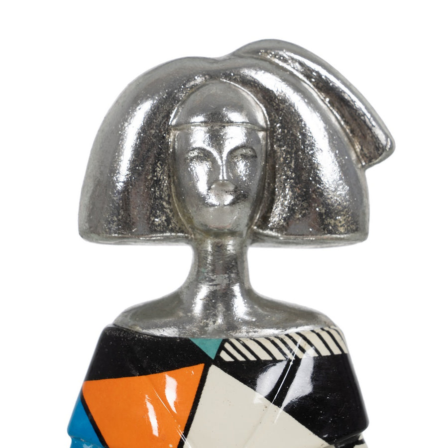 FIGURA MENINA MULTICOLOR RESINA 26 X 17,50 X 32,50 CM