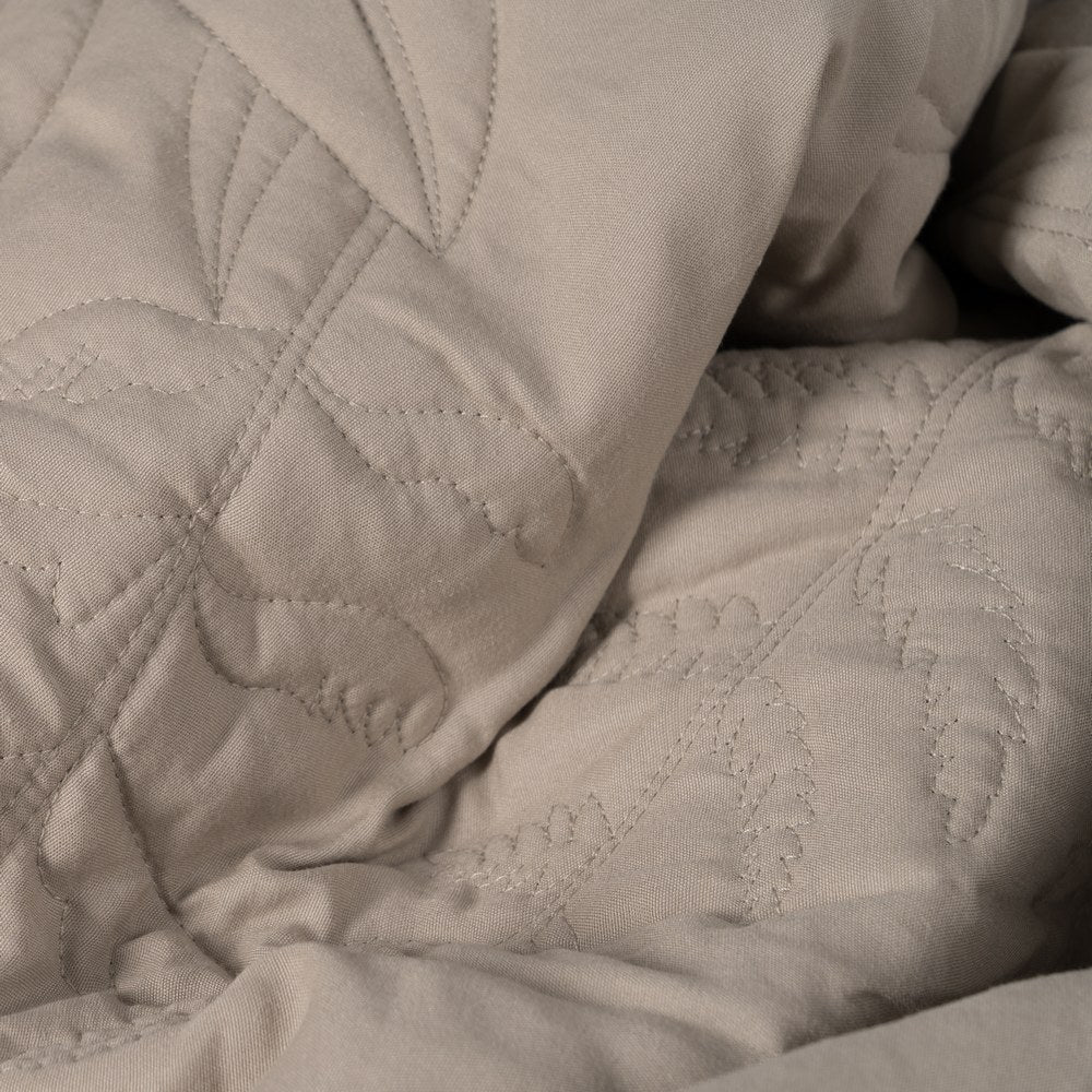 COLCHA TAUPE POLIESTER DORMITORIO 240 X 260 CM