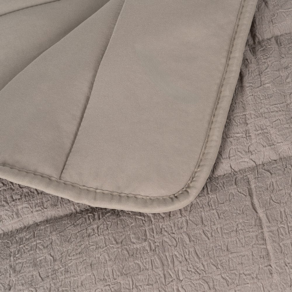 COLCHA TAUPE POLIESTER DORMITORIO 240 X 260 CM