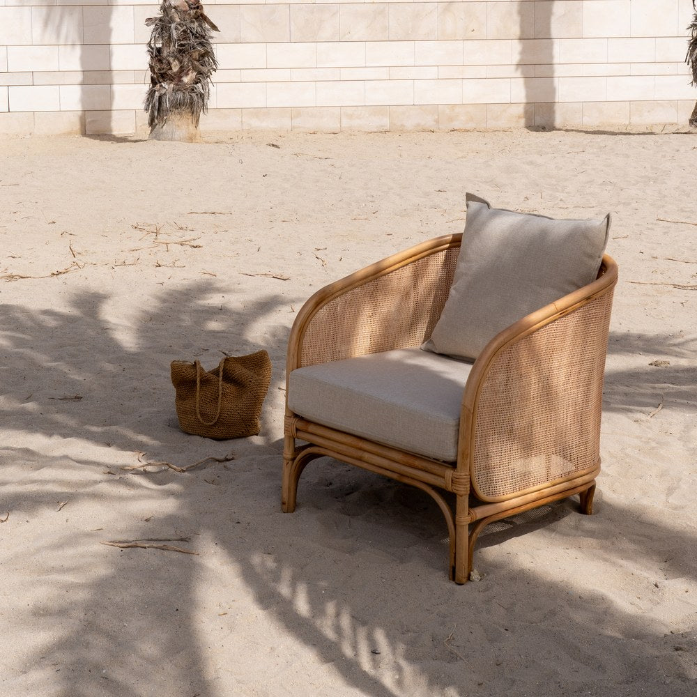 NATURAL RATTAN DECORATIVE ARMCHAIR 68 X 68 X 76 CM