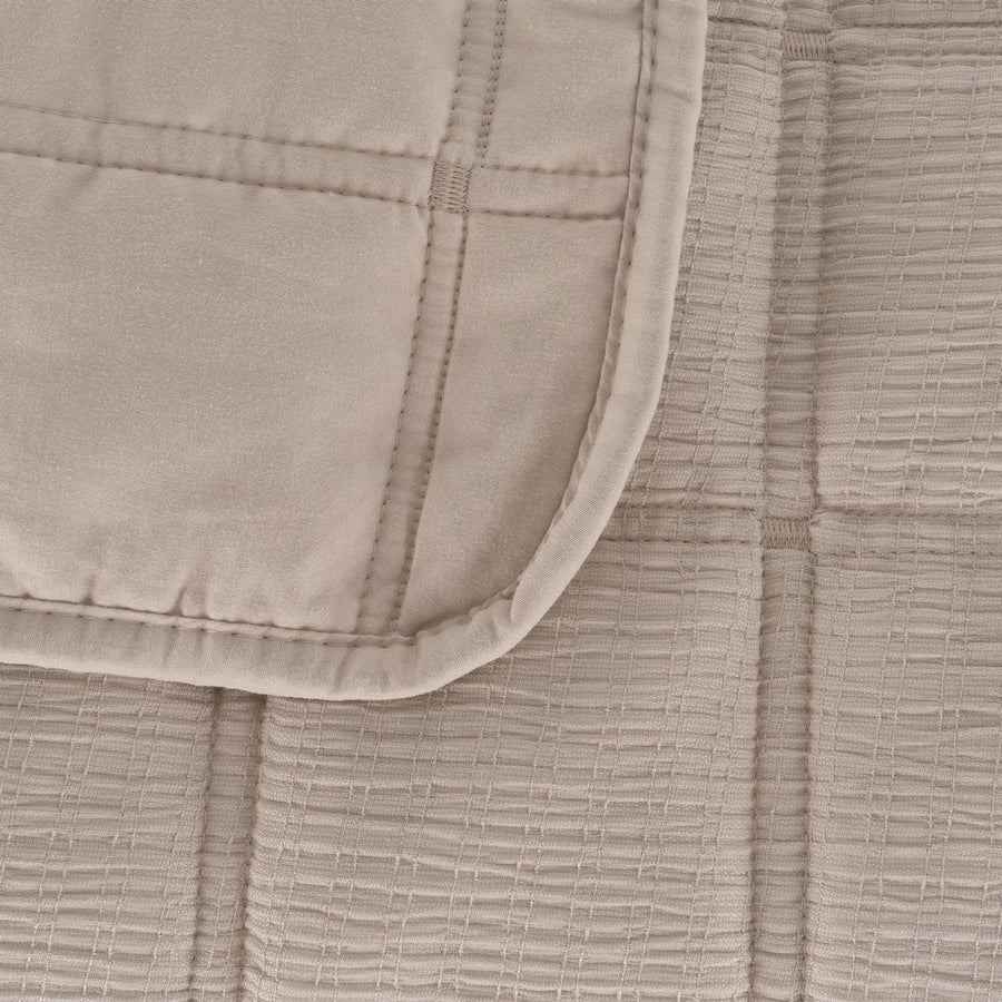 COLCHA BEIGE POLIESTER DORMITORIO 270 X 280 CM