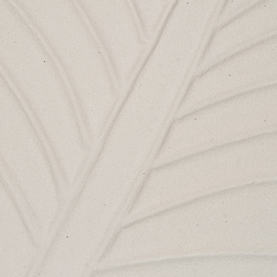 WHITE METAL DECORATIVE VASE 32.50 X 13 X 32.50 CM