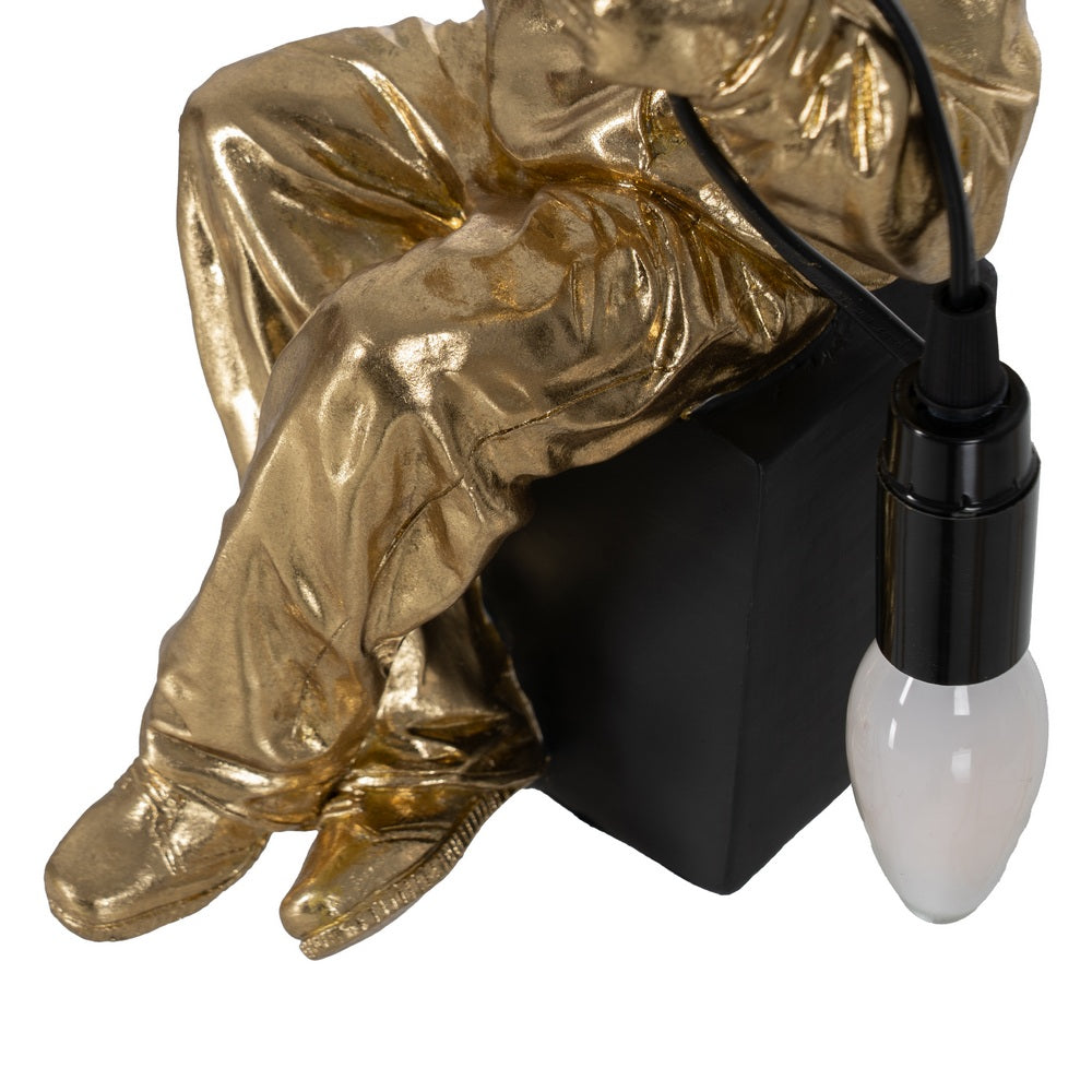 WHITE RESIN MAN TABLE LAMP 19 X 17.50 X 33 CM