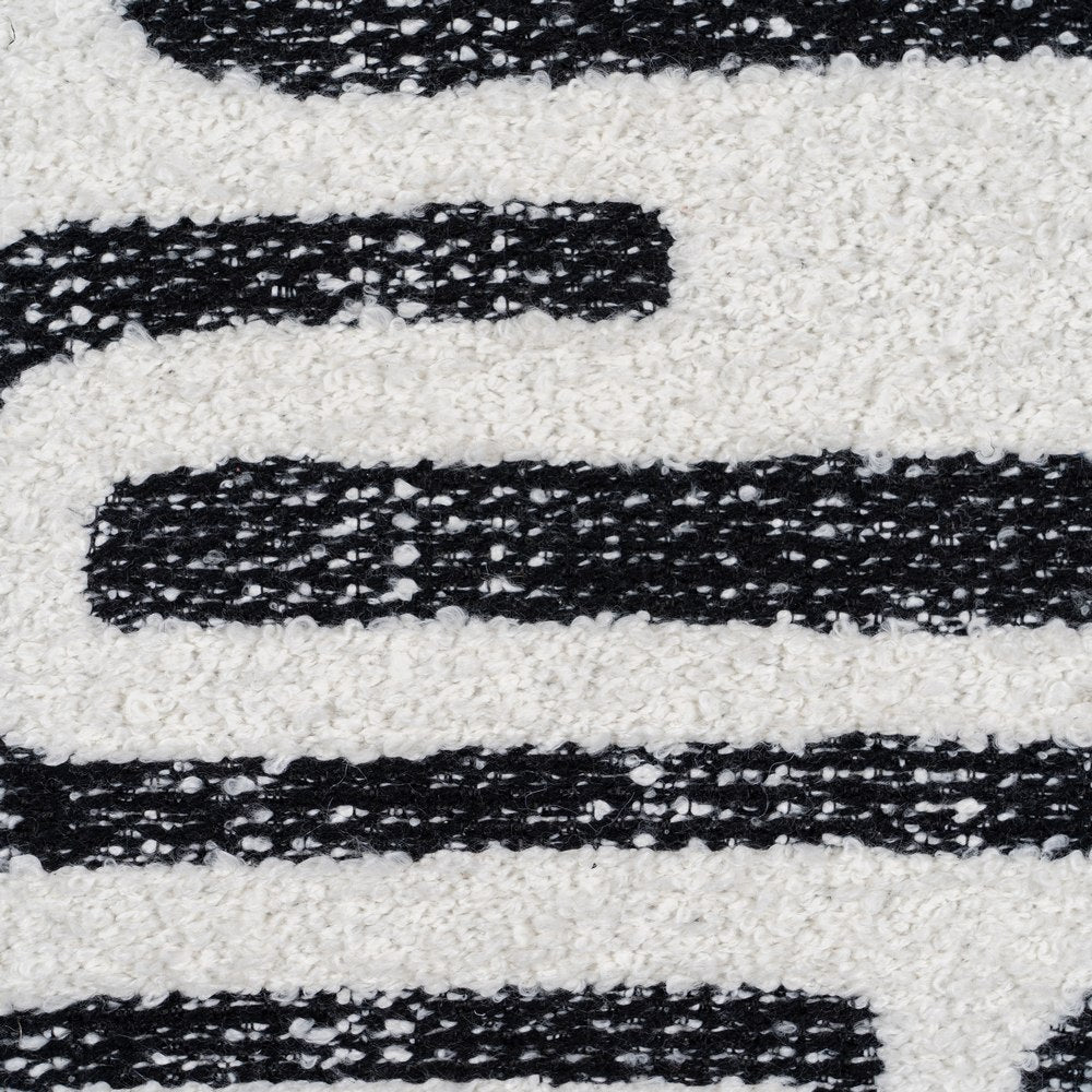 BLACK AND WHITE COTTON/POLYESTER CUSHION 40 X 60 CM