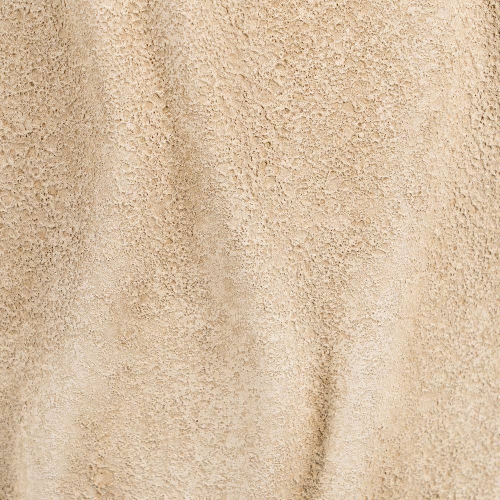 BEIGE CERAMIC DECORATIVE VASE 27 X 27 X 40 CM