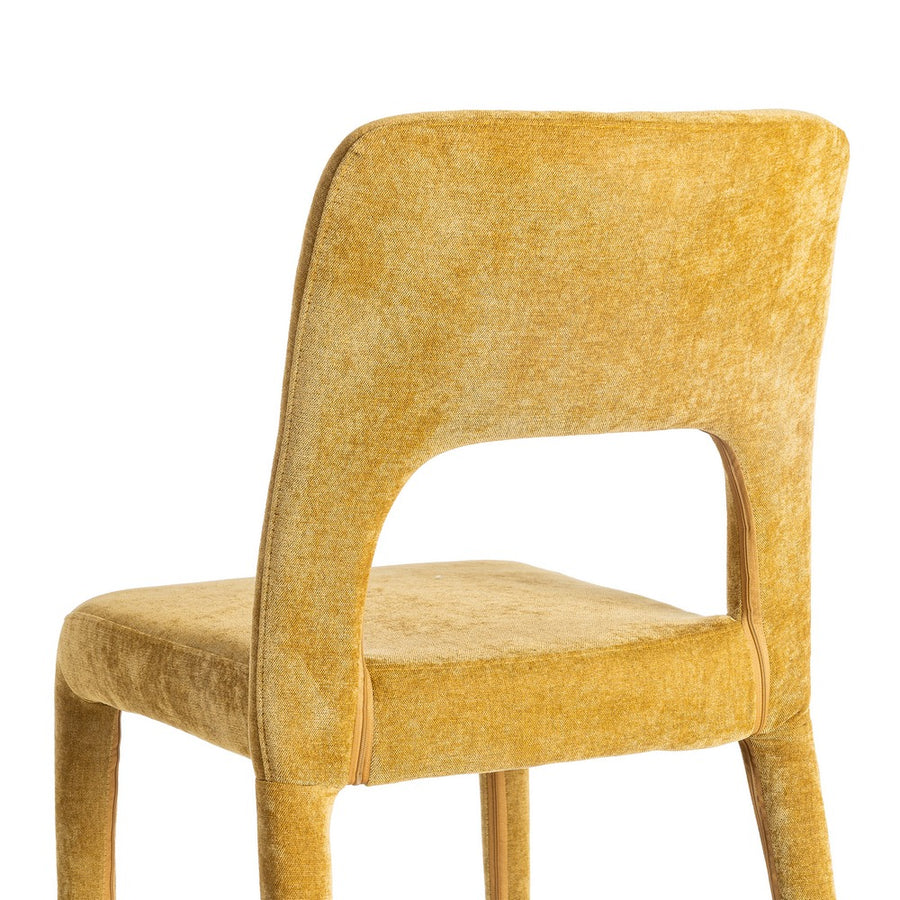 SILLA APILABLE MOSTAZA TEJIDO SALÓN 47 X 61 X 84 CM
