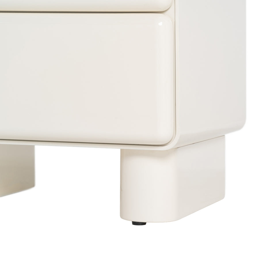 MESITA LACADO CREMA DM DORMITORIO 56,50 X 42,50 X 56,50 CM