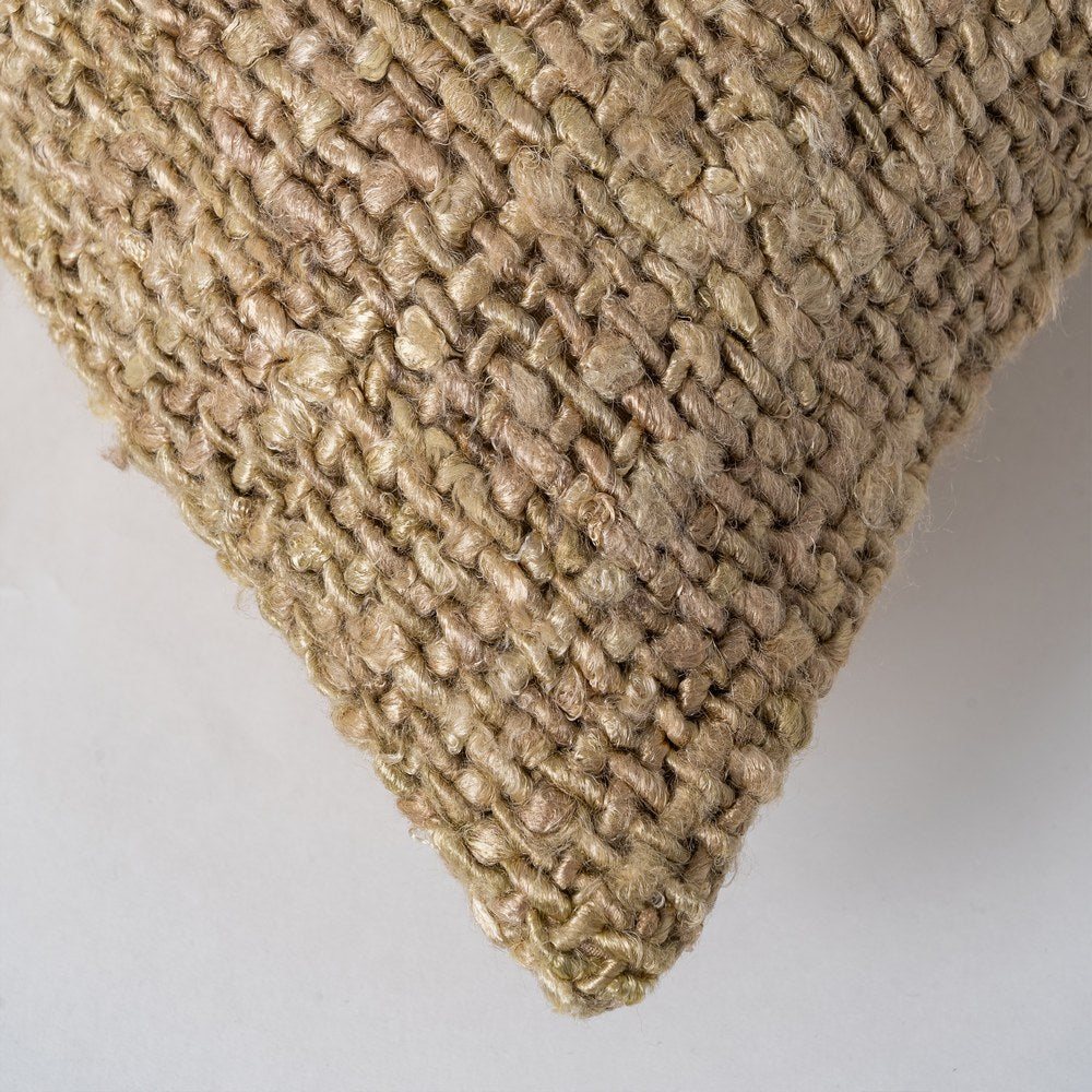 COJÍN BEIGE-TEJA VISCOSA-ALGODÓN 50 X 50 CM
