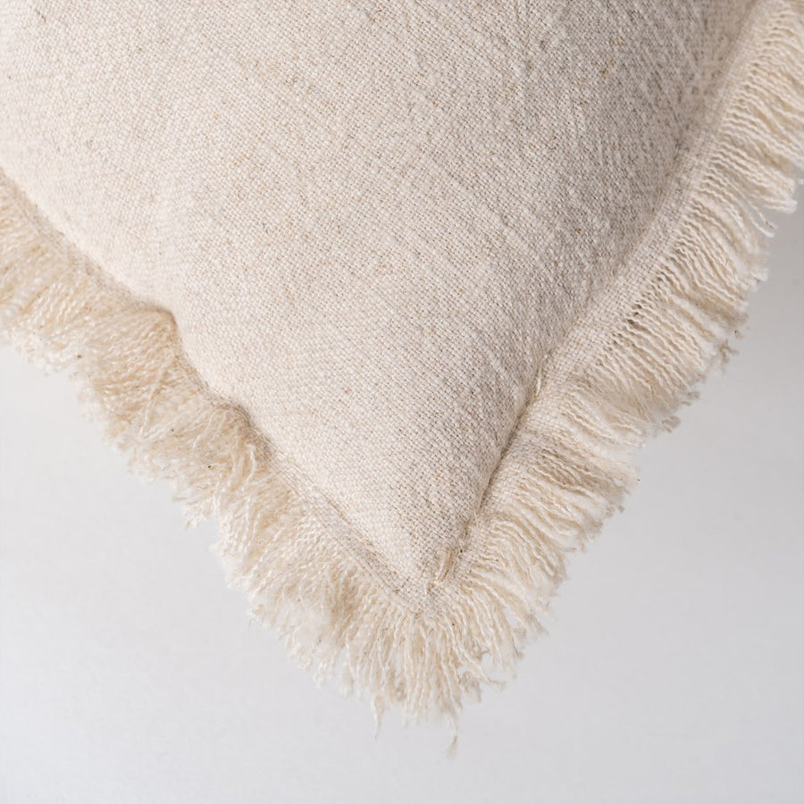 COJÍN BEIGE 70% ALGODÓN / 30% LINO 50 X 30 CM