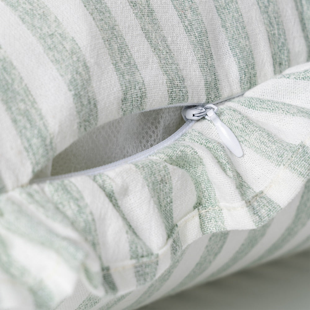 COJ�N RAYAS GRIS ALGOD�N 43 X 43 CM