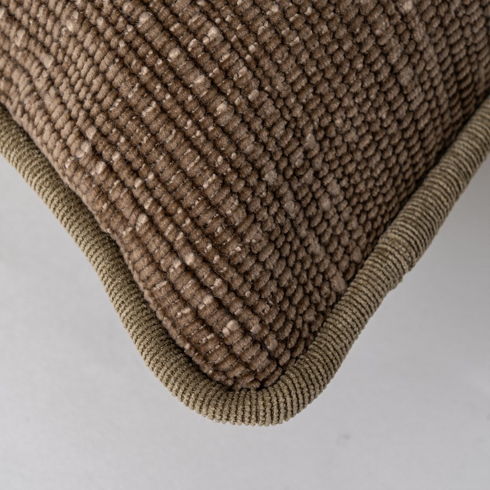 COJÍN TAUPE POLIESTER 50 X 30 CM