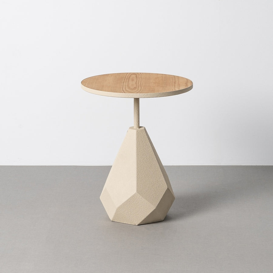 MESITA CREMA METAL 45 X 45 X 56 CM