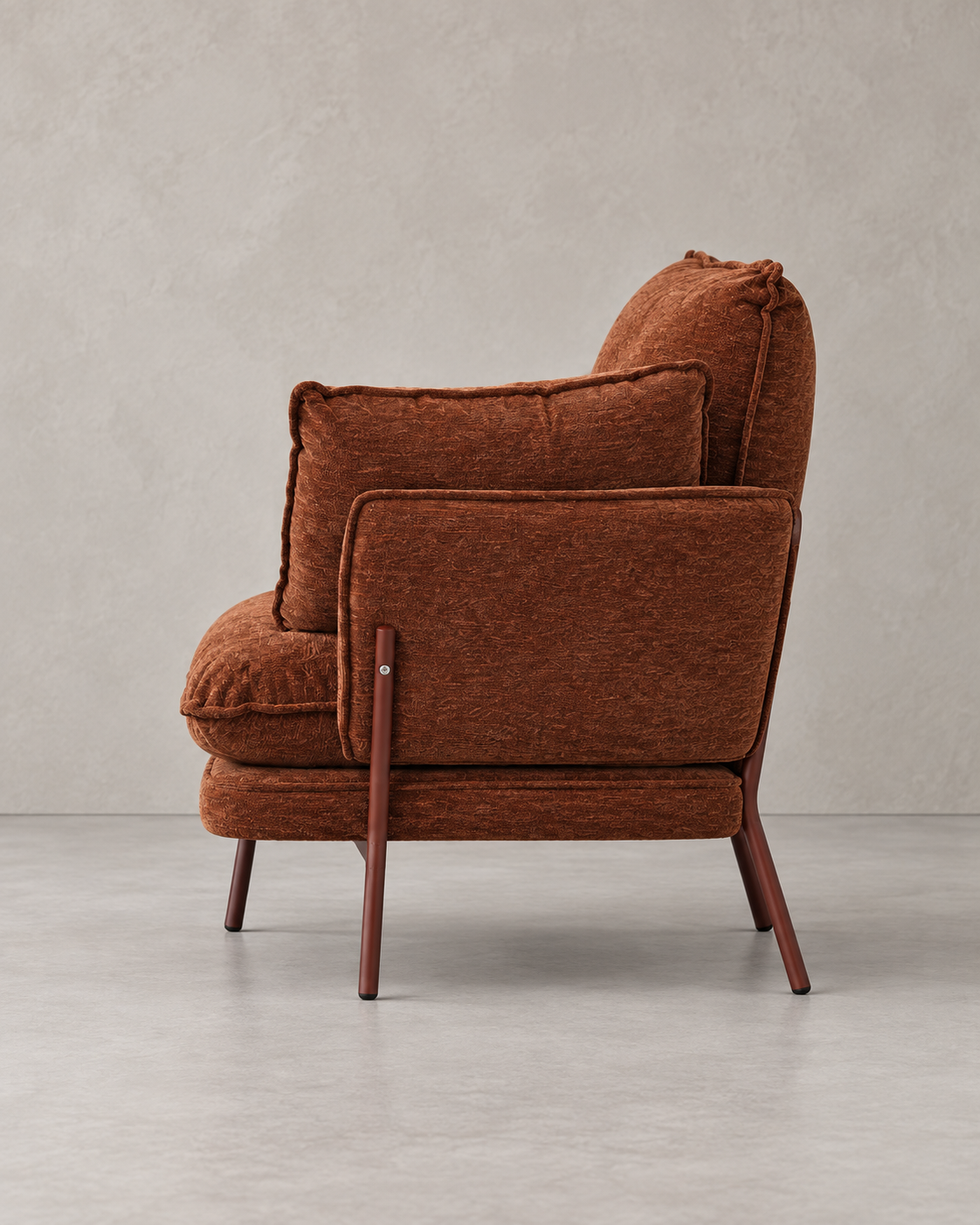 Sillón Cabo marrón oscuro — vista lateral limpia