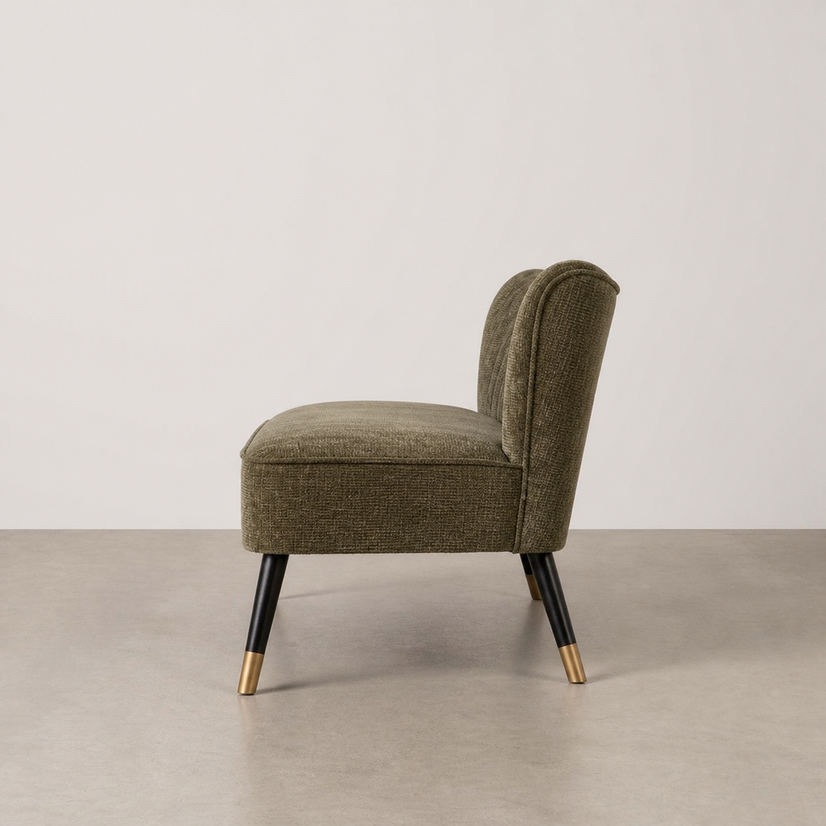 SOFÁ VERDE TEJIDO-MADERA SALÓN 134 X 70 X 74 CM