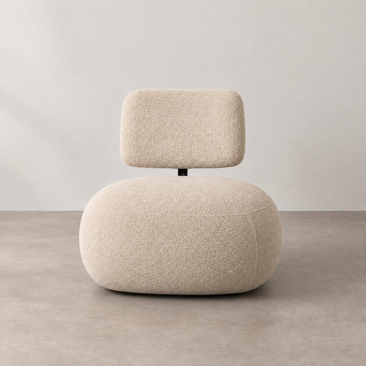 Sillón beige flotante — vista frontal