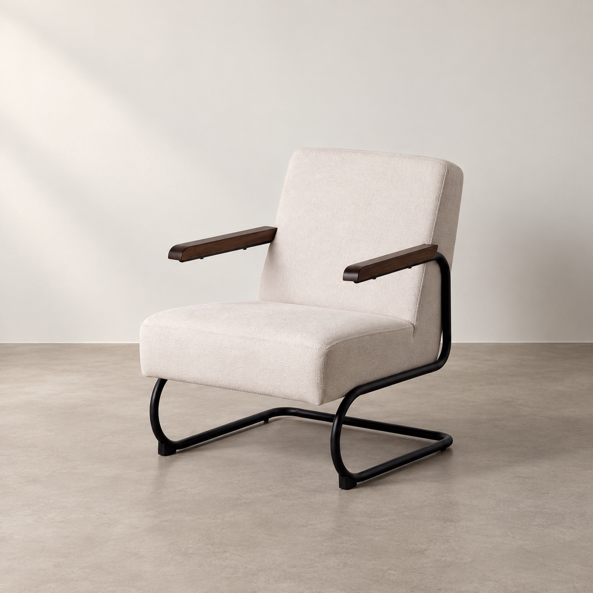 Sillón beige metal — vista tres cuartos