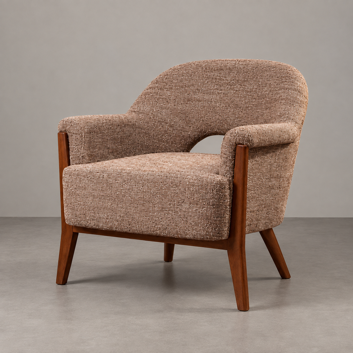 Sillón beige-marrón tejido-madera salón — vista 3/4